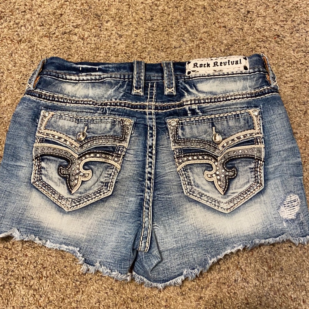 Rock revival denim short, size 29